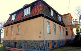 DWOREK W KIERZNIE (6)